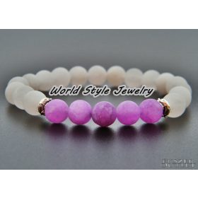   Matt fehér jade, matt fukszia jade, ásványgyöngy karkötő.